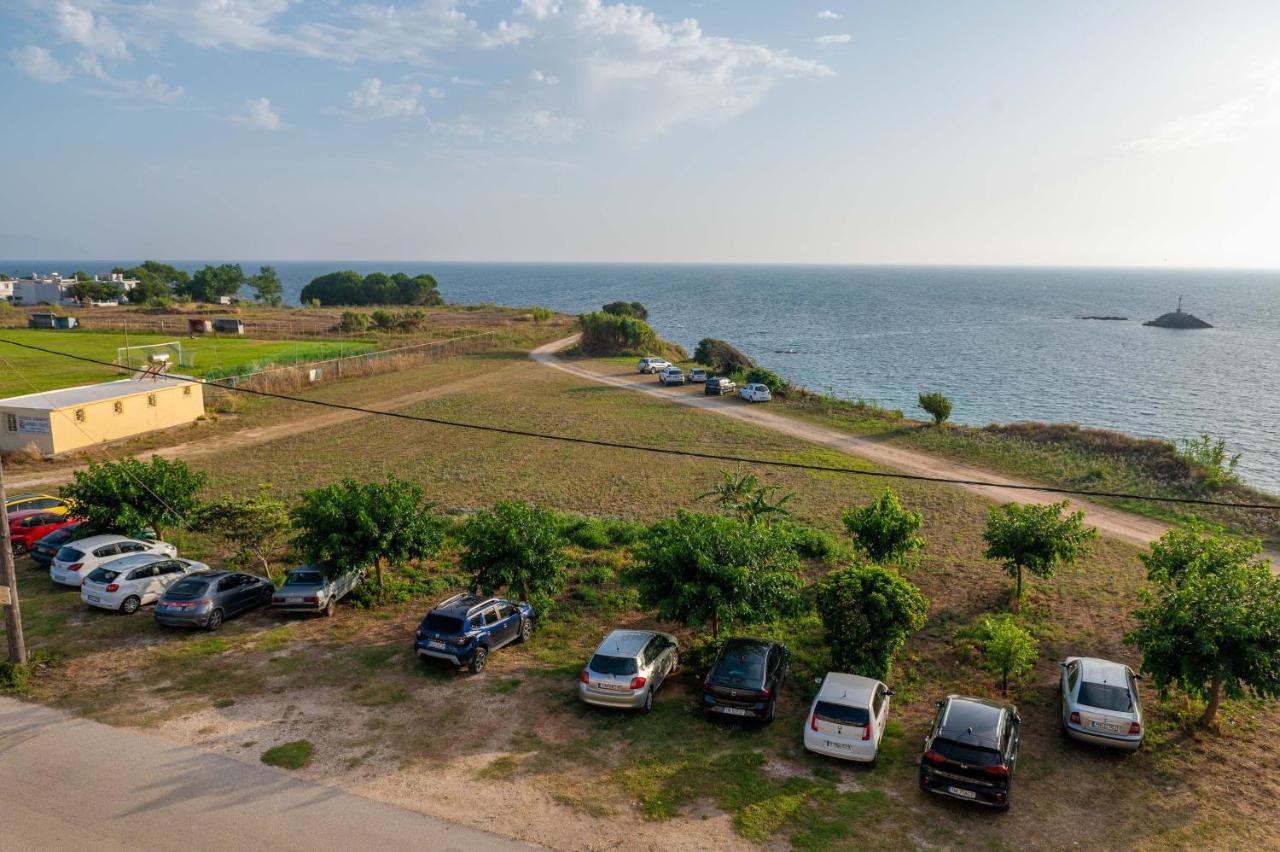 Faros Apartments Митикас Экстерьер фото