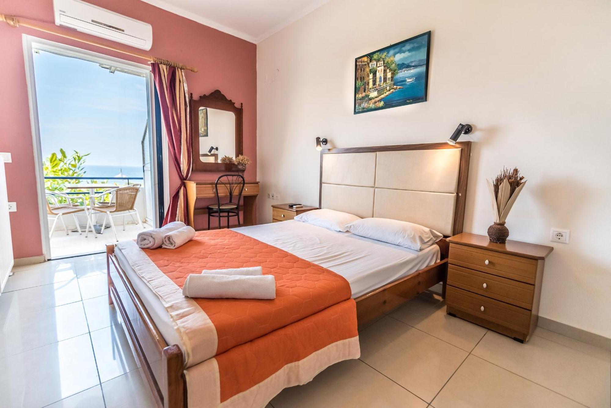 Faros Apartments Митикас Экстерьер фото