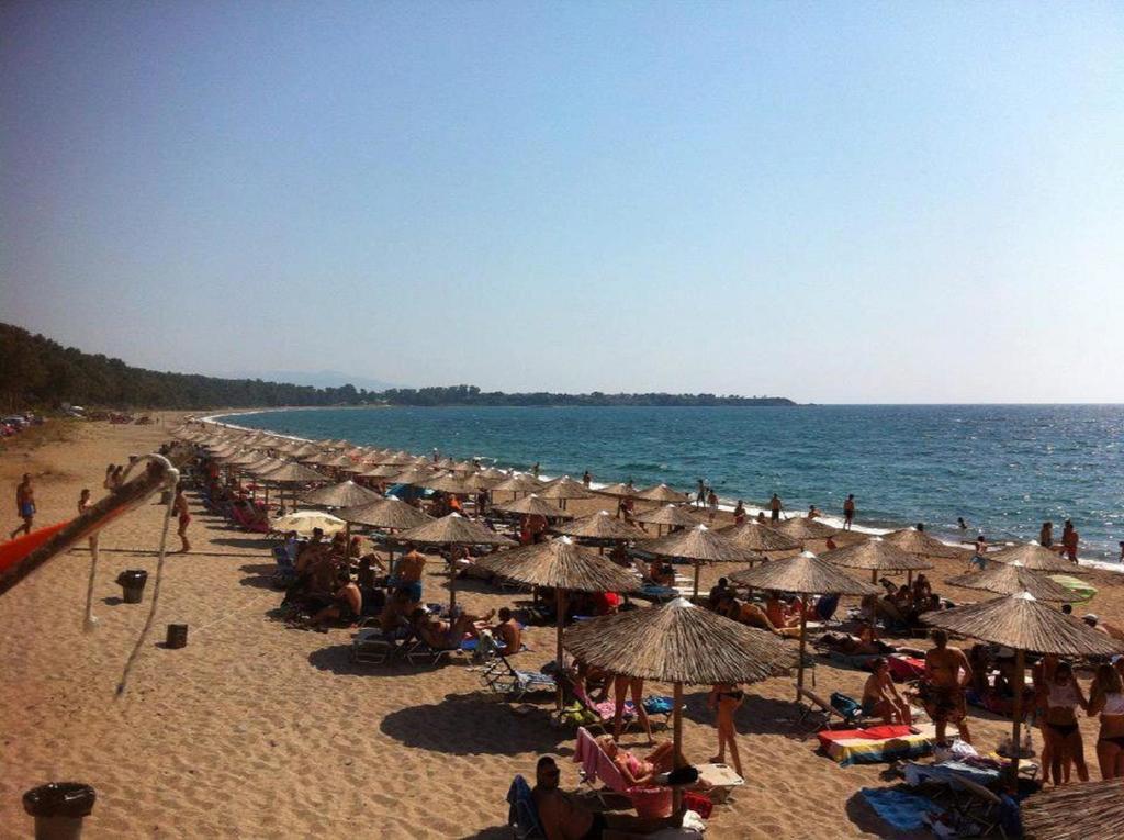 Faros Apartments Митикас Экстерьер фото