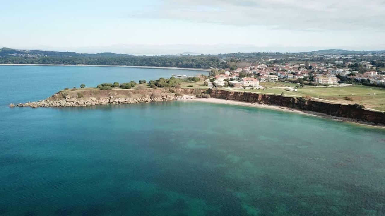 Faros Apartments Митикас Экстерьер фото